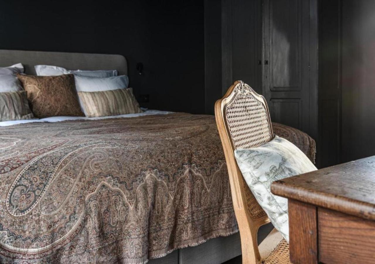 The Bank 1869 - Unique Guestrooms In The Historic Center Of Brugge Dış mekan fotoğraf