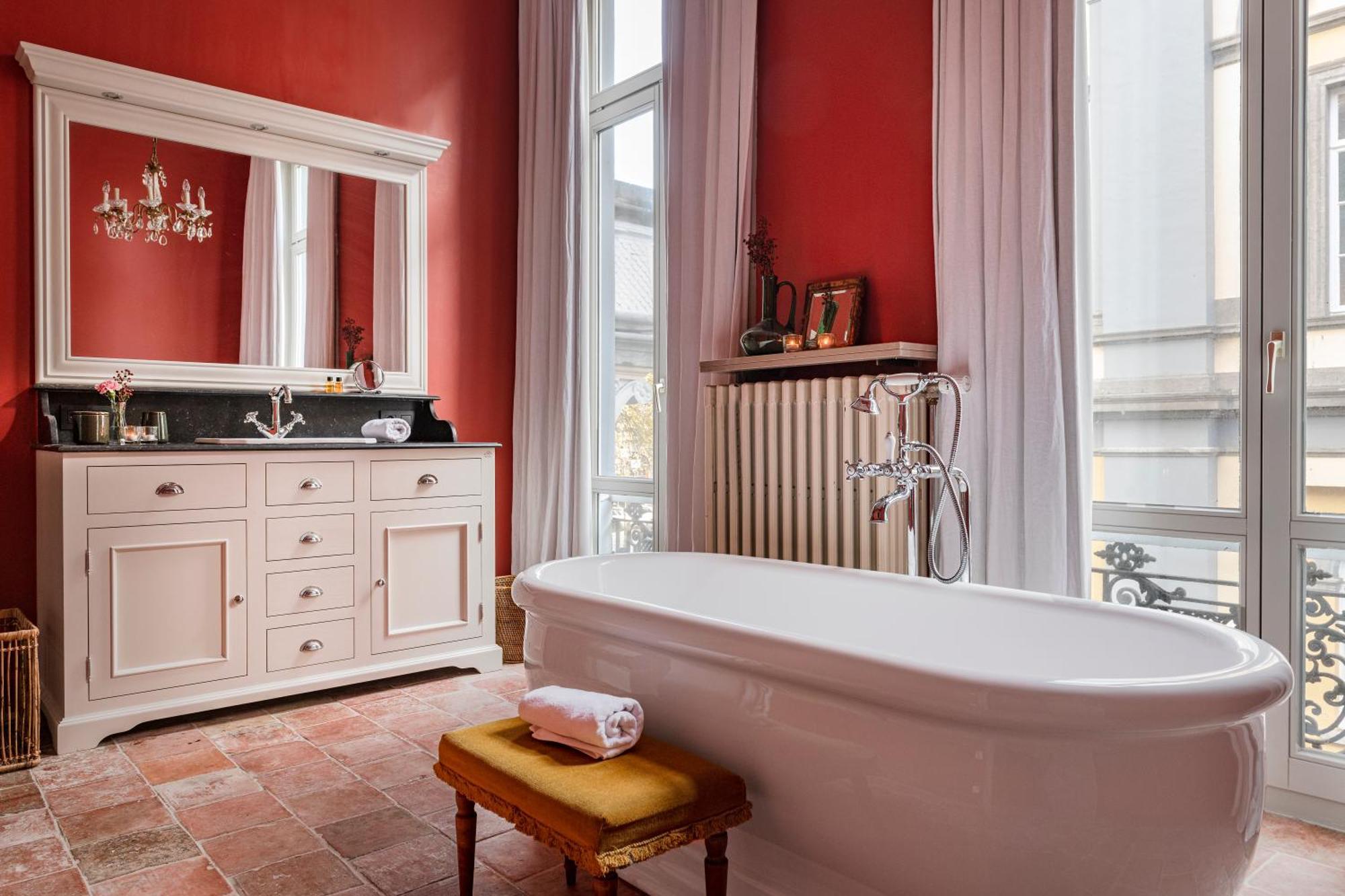 The Bank 1869 - Unique Guestrooms In The Historic Center Of Brugge Dış mekan fotoğraf